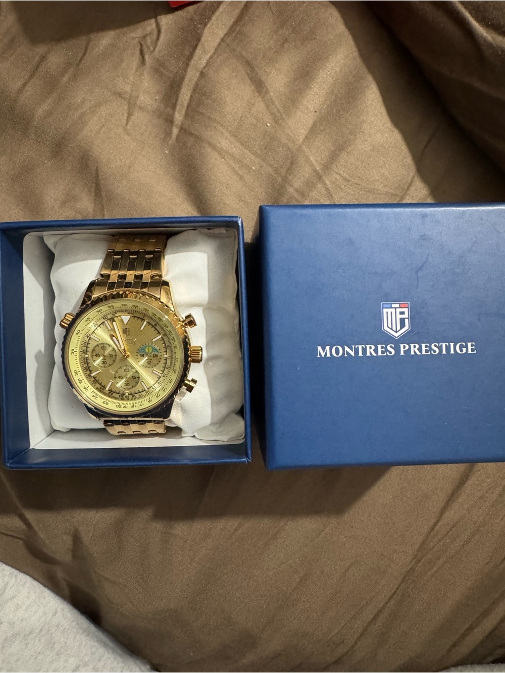 Montres Prestige Gold Chronograph Watch